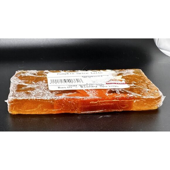 NWT Basin Mickey Mouse Disney Springs exclusive glycerin soap Halloween Pumpkin - Picture 5 of 10